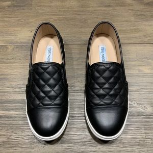 Steve Madden Zander Slip-On Sneaker